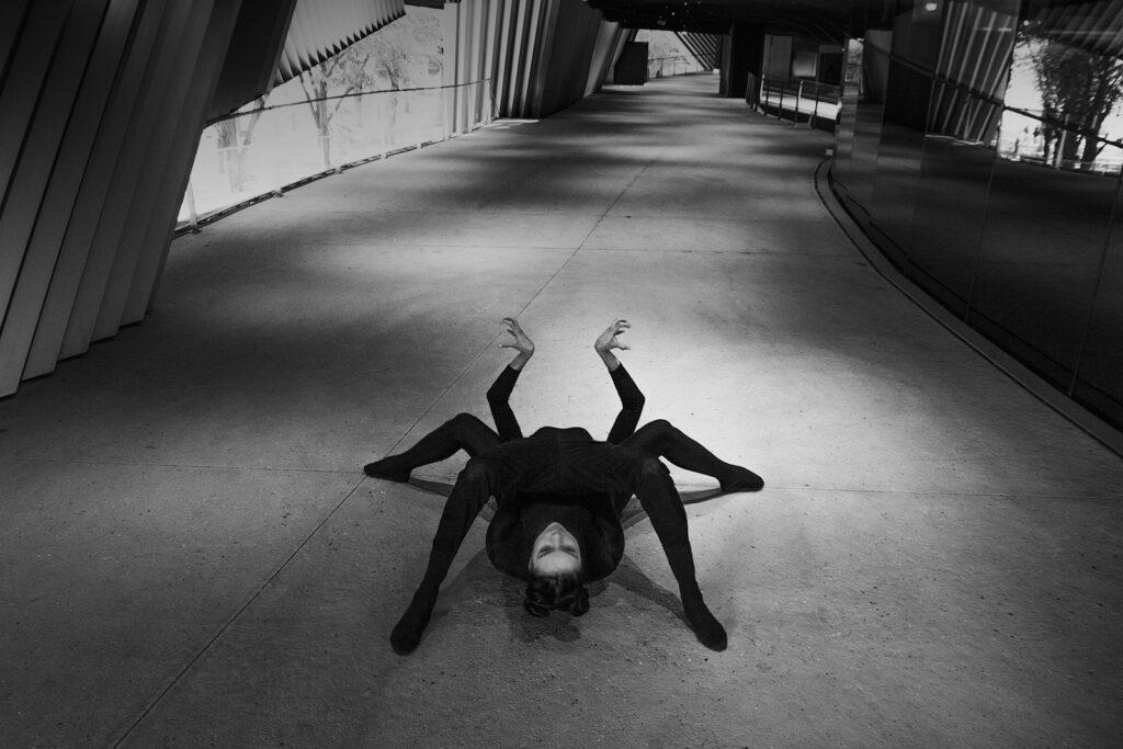 elena ramos contortionist autoportrait photographer