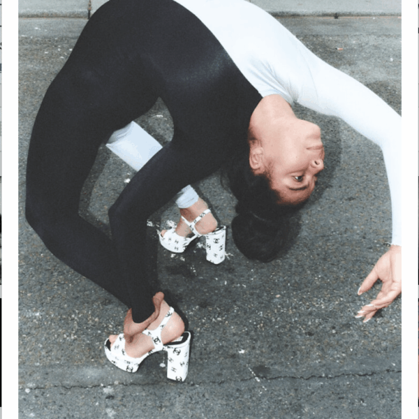 La contorsionniste Elena Ramos pour le magazine digital italien Lampoon 2022.